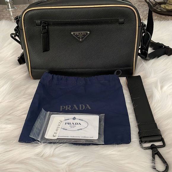 PRADA Shoulder Bag - Picture 2 of 10